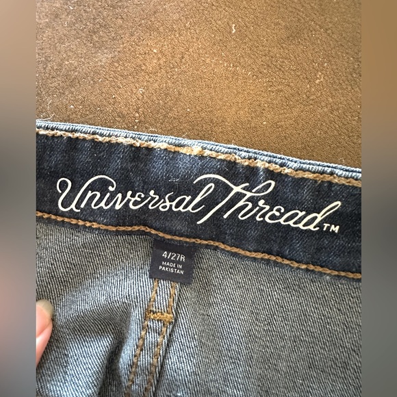 3/$30 ❤️ High Rise Universal Thread Dark Wash Skinny Jeans EUC Size 4 - Picture 6 of 6